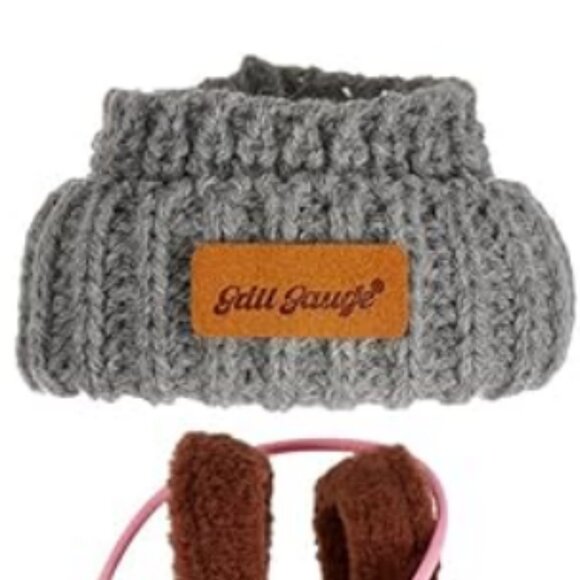 Labubu - Brown Overalls with Grey Hat - Picture 3 of 3